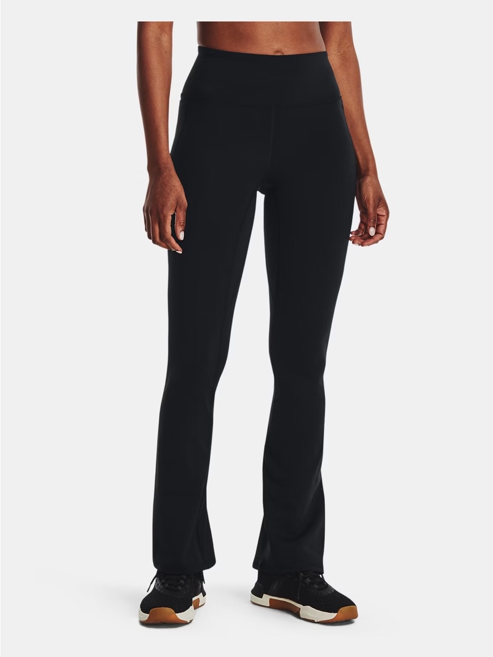 Like new Women’s Under Armour Movement flare pants size xl